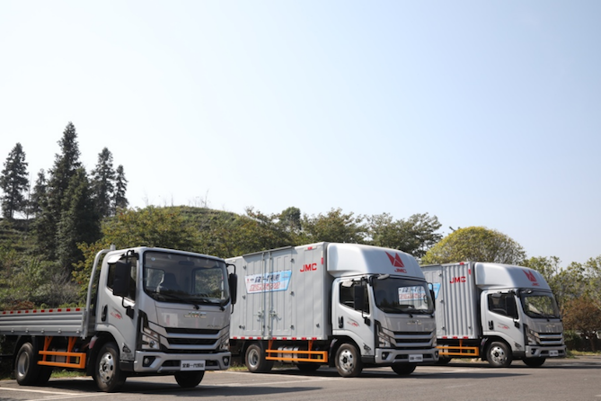 副本【新闻稿】江铃全新凯运全面升级 一心为用户(1)(1)370.png