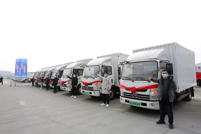 副本【定-采访稿-1】31辆产品交付 宇通角逐西南新能源市场1049.png