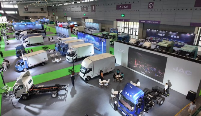 明星车型扎堆亮相！2026深圳商用车